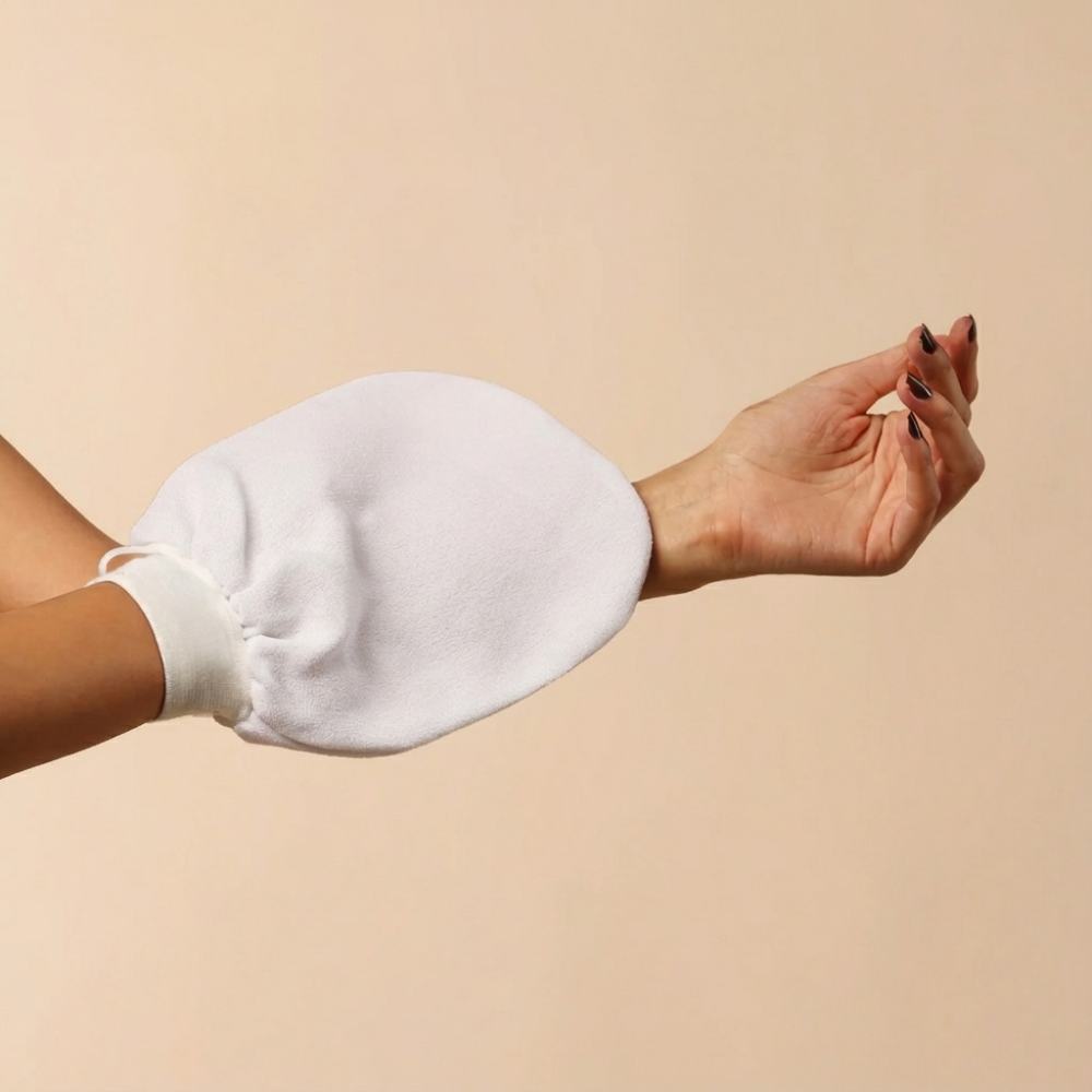 Exfoliating glove